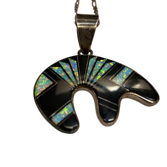 Native American Sterling Silver Navajo. Black onyx opal inlay Bear Pendant‎ - Picture 1 of 7